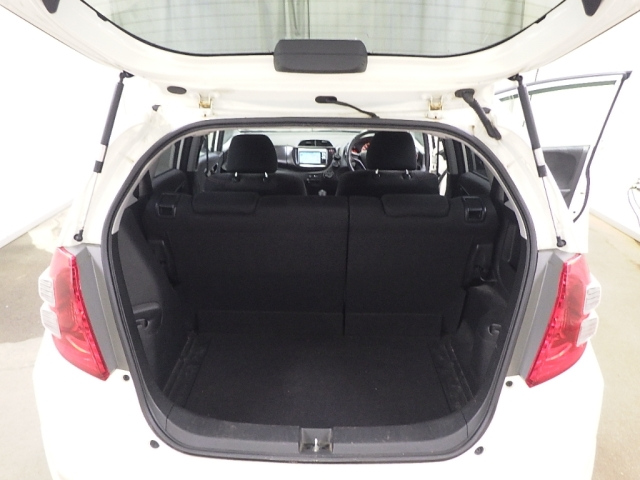 HONDA FIT 2010