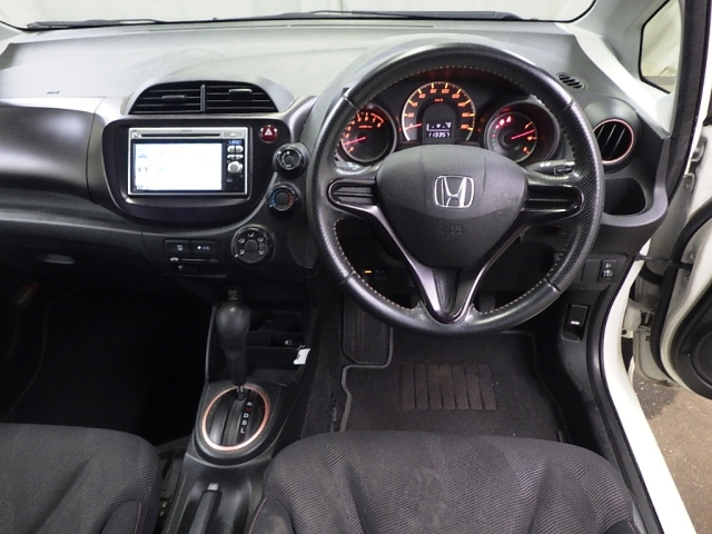 HONDA FIT 2010