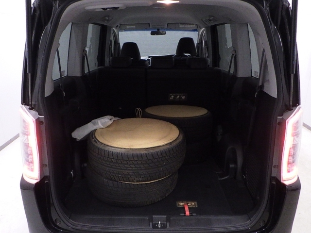 HONDA STEP WAGON 2012