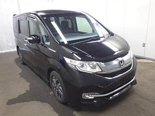 HONDA STEP WAGON 2016