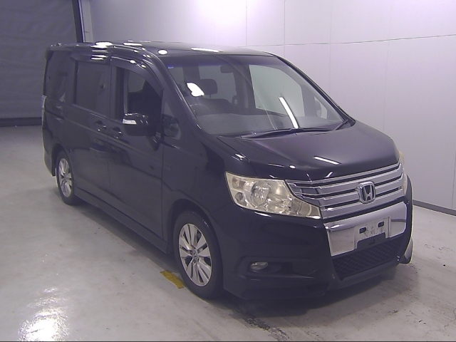 HONDA STEP WAGON 2010