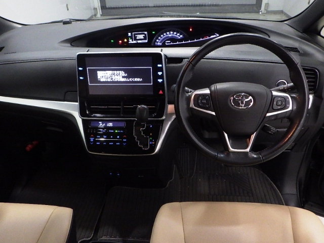 TOYOTA ESTIMA 2017