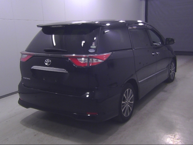 TOYOTA ESTIMA 2017