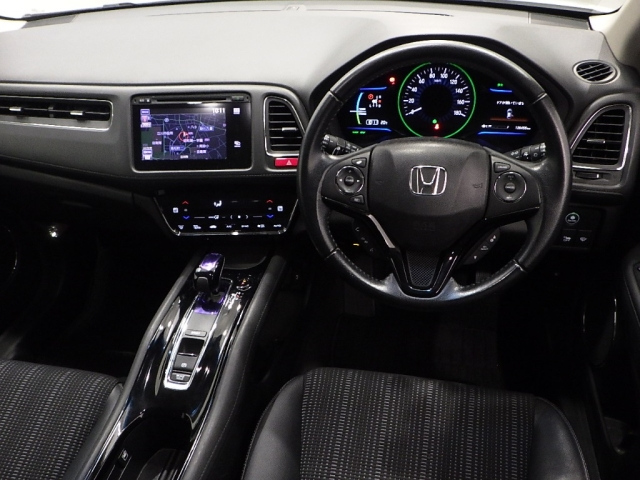 HONDA VEZEL 2014
