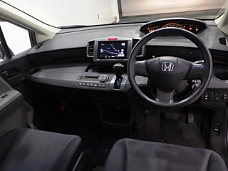 HONDA FREED 2009