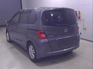 HONDA FREED 2009