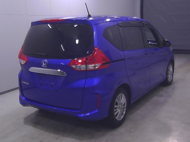HONDA FREED 2022