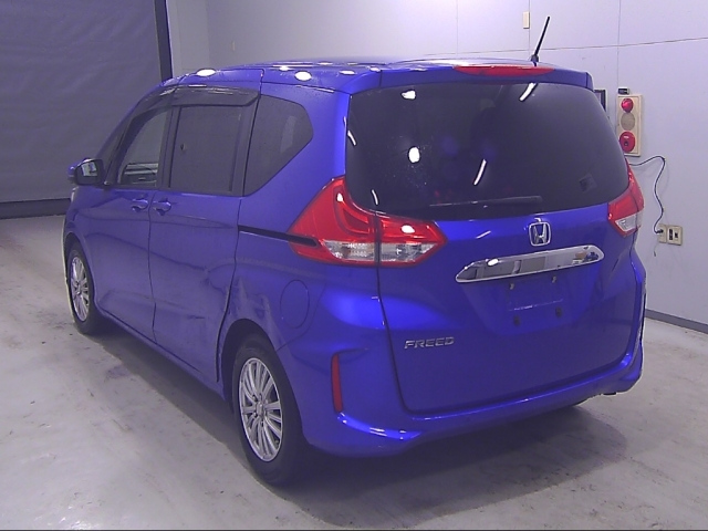 HONDA FREED 2022