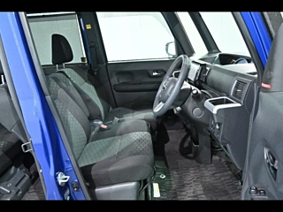 DAIHATSU WAKE 2014