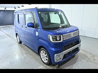 DAIHATSU WAKE 2014