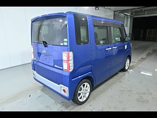 DAIHATSU WAKE 2014