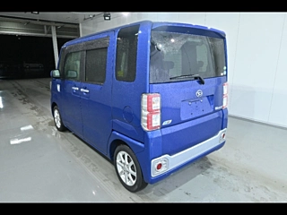 DAIHATSU WAKE 2014
