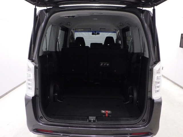 HONDA STEP WAGON 2015
