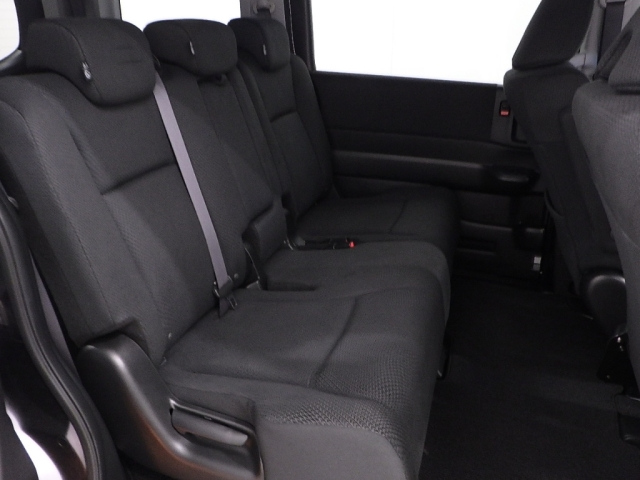 HONDA STEP WAGON 2015