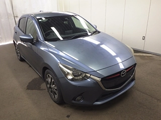 MAZDA DEMIO 2015