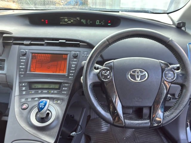 TOYOTA PRIUS 2010