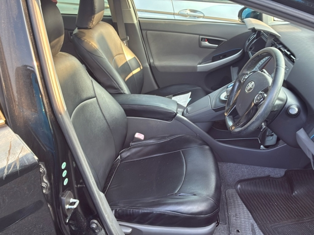 TOYOTA PRIUS 2010