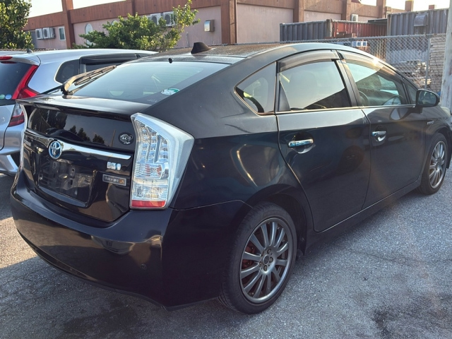 TOYOTA PRIUS 2010