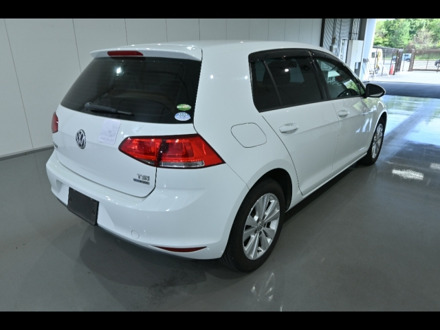 VOLKSWAGEN GOLF 2013