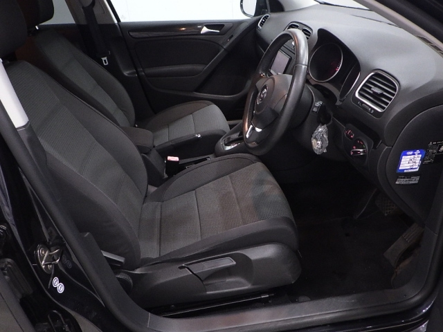 VOLKSWAGEN GOLF 2011