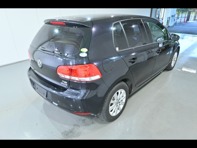 VOLKSWAGEN GOLF 2012