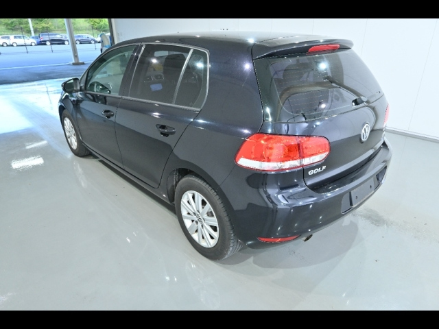 VOLKSWAGEN GOLF 2012