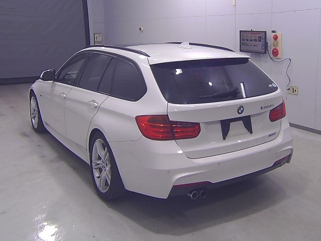 BMW 3 SERIES 2013