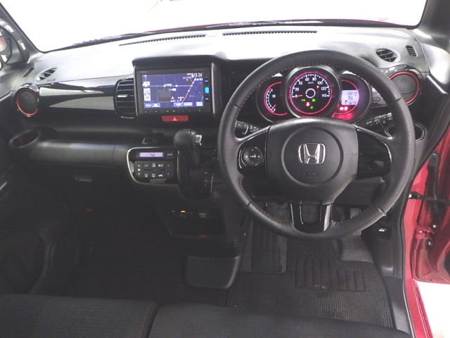 HONDA N BOX PLUS 2017
