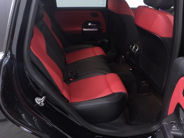 MERCEDES BENZ B CLASS 2020