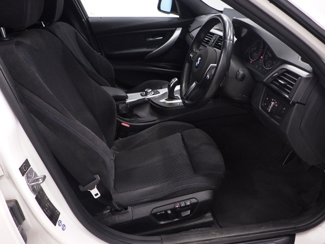 BMW 3 SERIES 2013