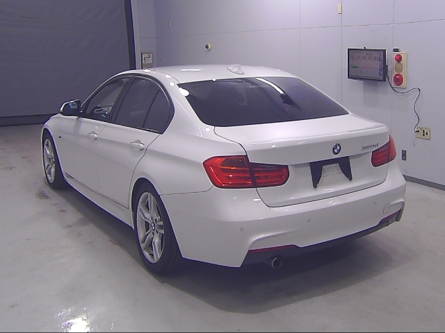 BMW 3 SERIES 2013