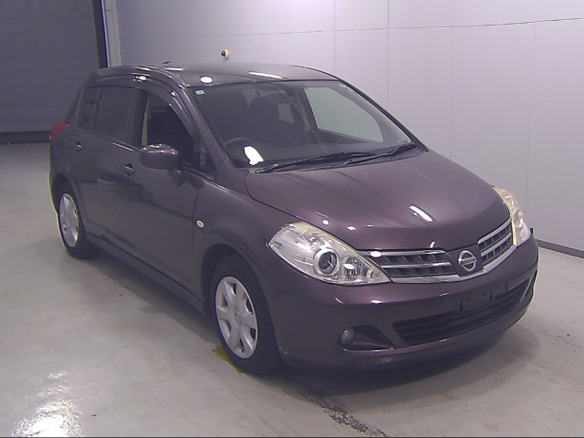 NISSAN TIIDA 2008