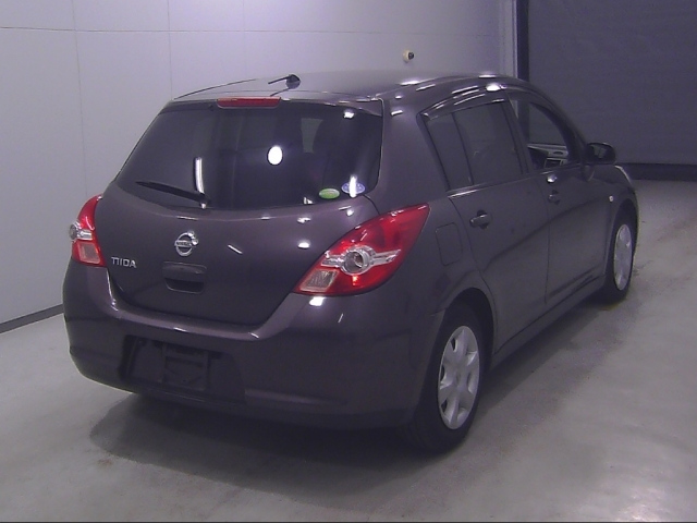 NISSAN TIIDA 2008