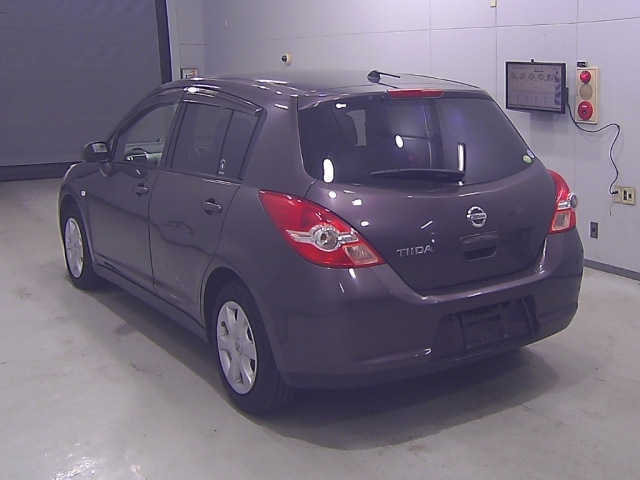 NISSAN TIIDA 2008