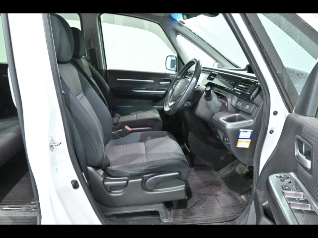 HONDA STEP WAGON 2015