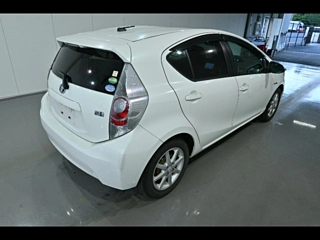 TOYOTA AQUA 2013
