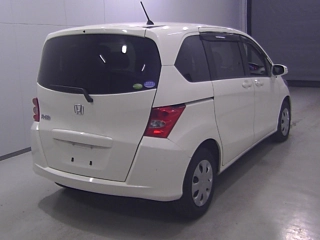 HONDA FREED 2011