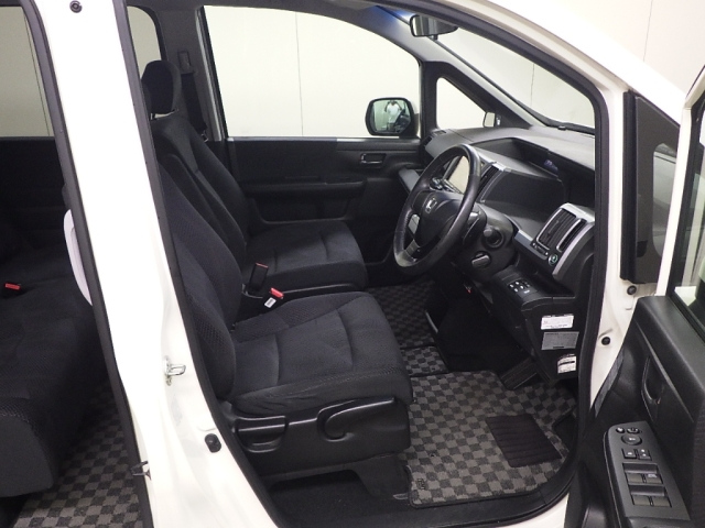 HONDA STEP WAGON 2010