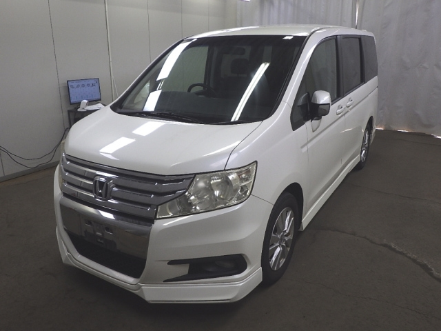 HONDA STEP WAGON 2010