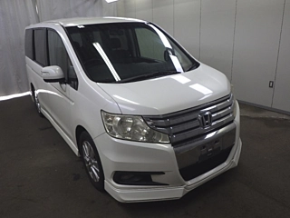 HONDA STEP WAGON 2010