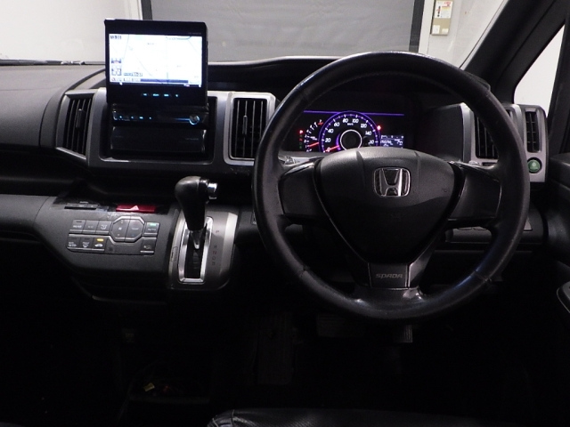 HONDA STEP WAGON 2010