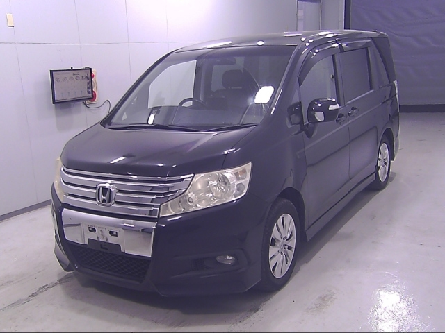 HONDA STEP WAGON 2010