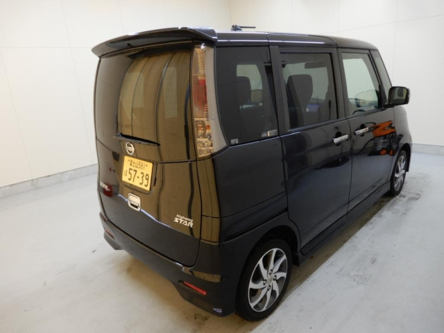NISSAN ROOX 2012