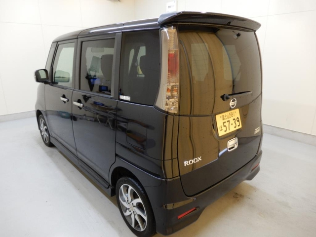 NISSAN ROOX 2012