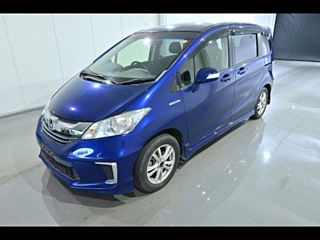 HONDA FREED 2015