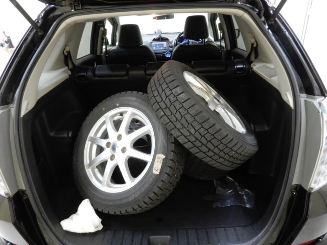 HONDA FIT SHUTTLE 2012