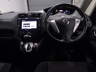 NISSAN SERENA 2013