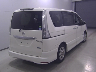 NISSAN SERENA 2013