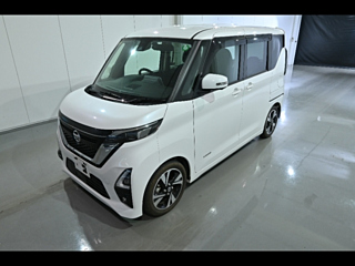 NISSAN ROOX 2020