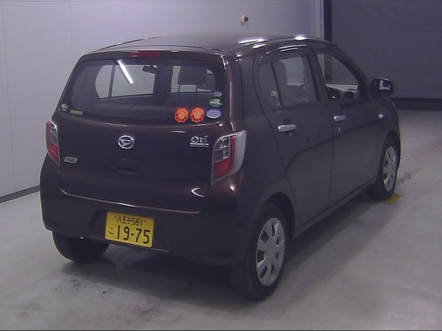 DAIHATSU MIRA E S 2013